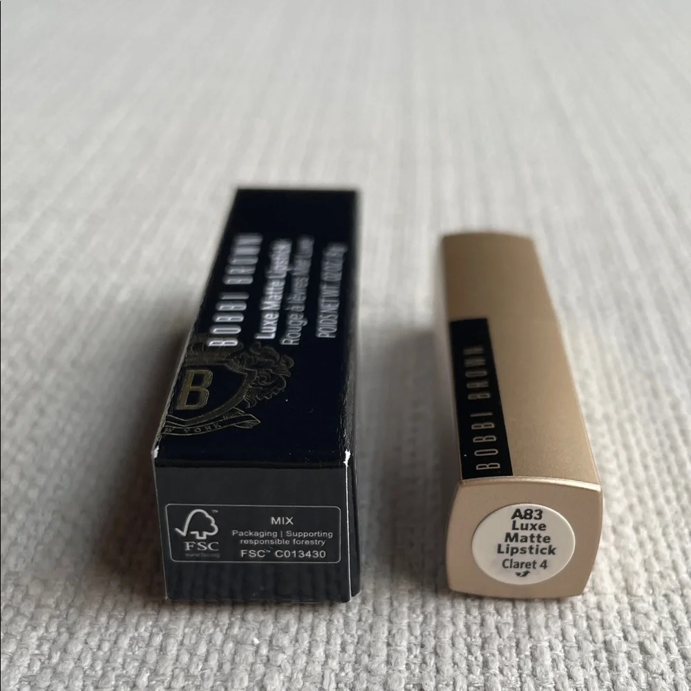 Bobbi Brown Luxe Matte Lipstick mini - claret 04